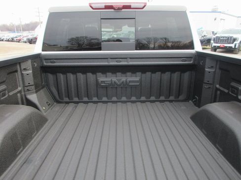 New 2026 GMC Sierra 1500 AT4X w/ AT4X AEV Edition AWD/4WD image 7