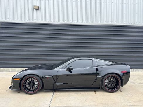 Used 2011 Chevrolet Corvette Z06 RWD image 1