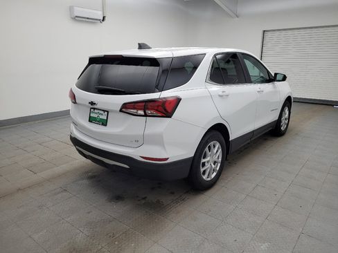 Used 2024 Chevrolet Equinox LT w/ LPO, Floor Liner Package image 9