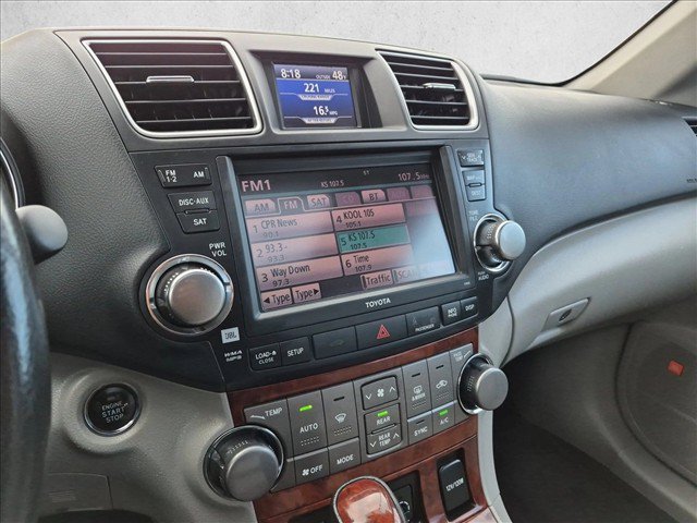 Used 2012 Toyota Highlander Limited w/ Protection Pkg AWD/4WD image 15