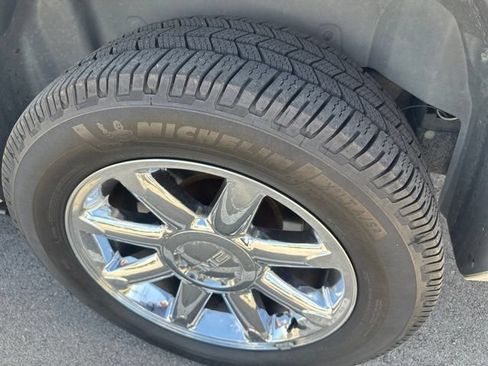 Used 2013 GMC Yukon XL Denali AWD/4WD image 6