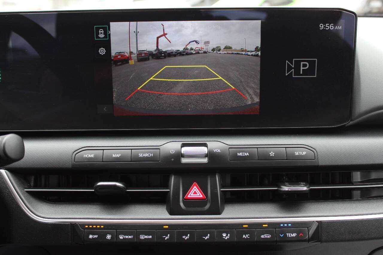 Used 2025 Kia K4 FWD image 19