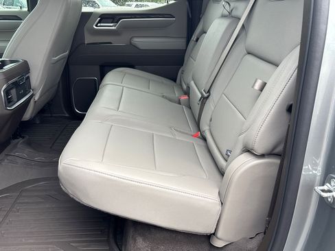 New 2026 GMC Sierra 1500 SLT w/ SLT Premium Plus Package image 29