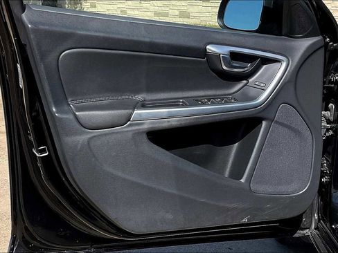 Used 2015 Volvo S60 T5 Premier image 26