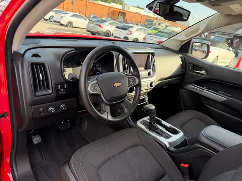 Used 2020 Chevrolet Colorado LT w/ LT Convenience Package AWD/4WD image 24