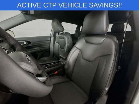 New 2026 Jeep Compass Latitude image 19