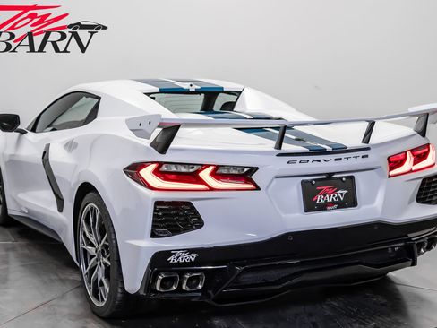 Used 2024 Chevrolet Corvette Stingray Preferred Conv w/ 2LT image 20