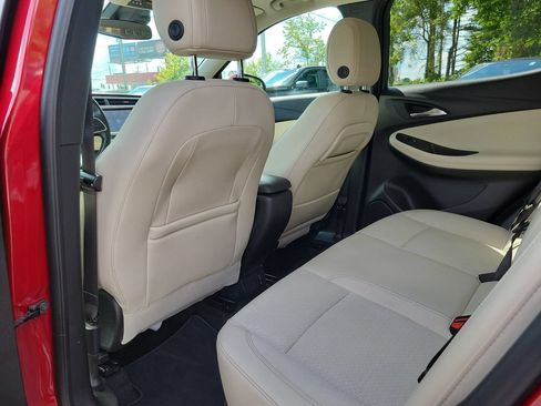 Used 2020 Buick Encore GX Select w/ Experience Buick Package FWD image 16