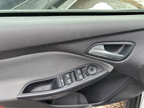 Used 2013 Ford Focus SE image 7