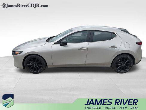 Used 2024 MAZDA MAZDA3 s image 8