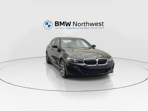 New 2026 BMW 330i xDrive Sedan w/ Convenience Package AWD/4WD image 7