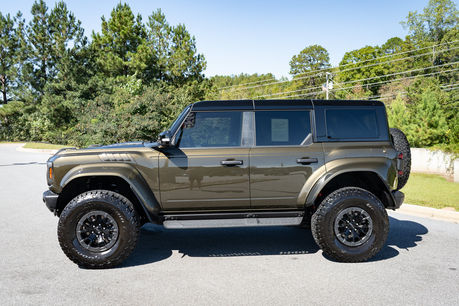 Used 2025 Ford Bronco Raptor AWD/4WD image 13