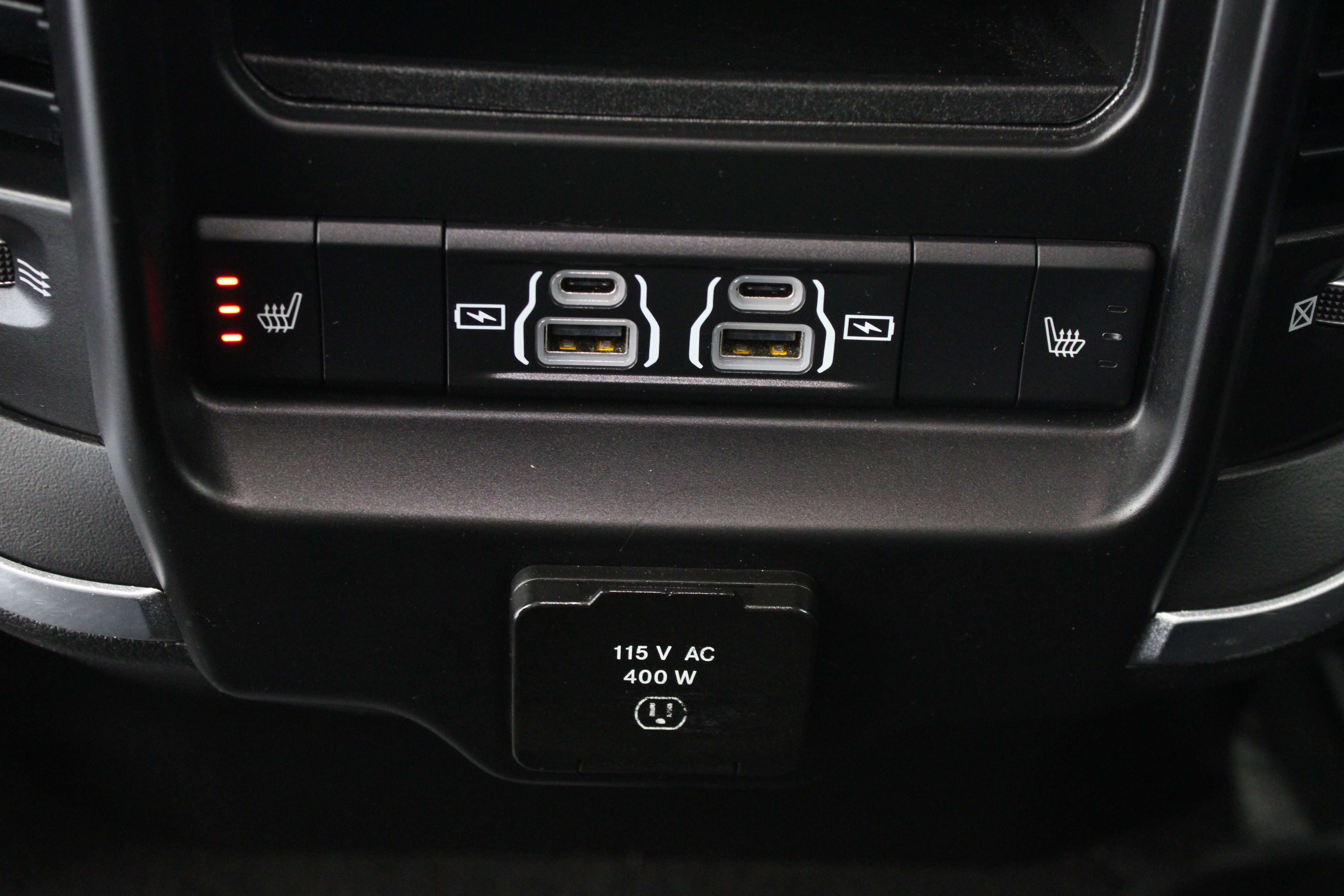 Used 2022 RAM 1500 Laramie AWD/4WD image 31