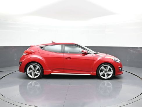 Used 2015 Hyundai Veloster Turbo FWD image 5