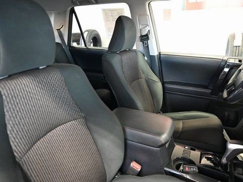 Used 2024 Toyota 4Runner TRD Off-Road image 9