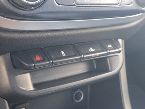 Used 2016 Chevrolet Colorado LT w/ LT Convenience Package RWD image 28
