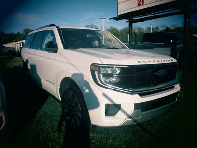 New 2025 Ford Expedition Platinum w/ Driver's Package