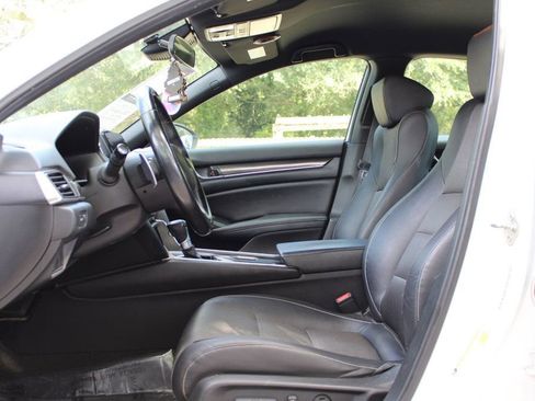 Used 2019 Honda Accord Sport image 28
