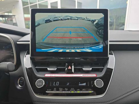 Used 2026 Toyota Corolla XLE FWD image 19
