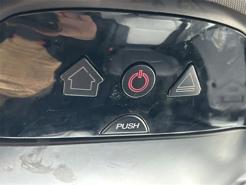 Used 2022 Toyota Sienna XSE image 24