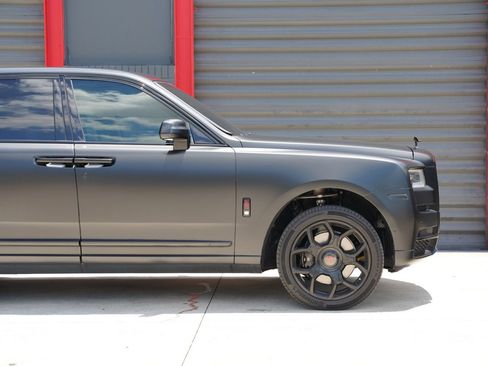 Used 2019 Rolls-Royce Cullinan AWD/4WD image 5