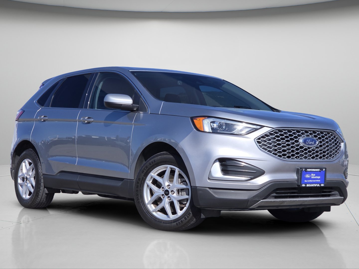 Used 2024 Ford Edge SEL AWD/4WD image 2
