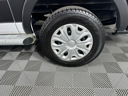 Used 2024 Ford Transit 250 Low Roof w/ Exterior Upgrade Package image 28