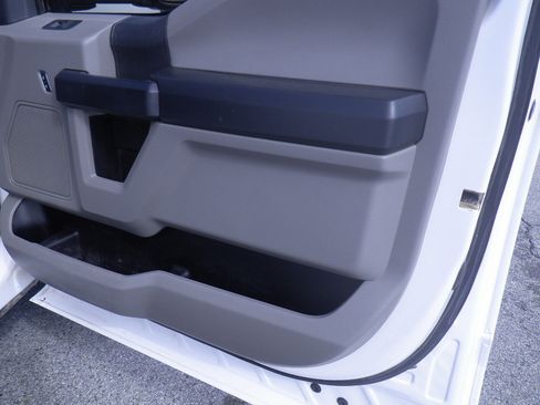 Used 2022 Ford F350 XL w/ Power Equipment Group image 24