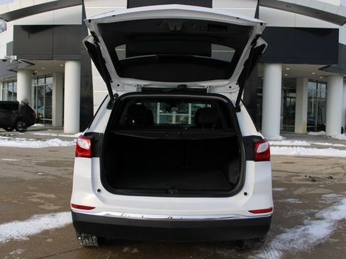 Used 2021 Chevrolet Equinox LT w/ Driver Convenience Package image 7