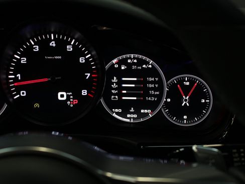 Used 2018 Porsche Panamera 4 AWD/4WD image 54