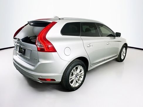 Used 2016 Volvo XC60 T5 Premier w/ Proximity Package image 9