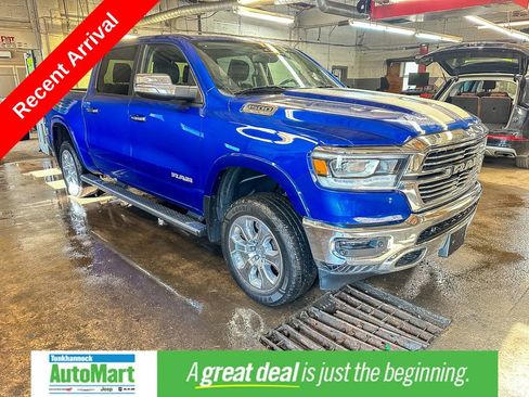 Used 2019 RAM 1500 Laramie AWD/4WD image 1