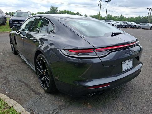 Used 2022 Porsche Panamera GTS w/ Premium Package AWD/4WD image 4