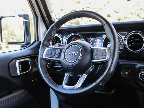 Used 2023 Jeep Wrangler Unlimited Rubicon 392 AWD/4WD image 16