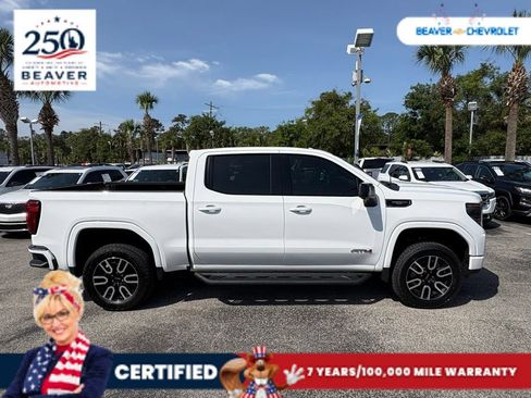 Used 2025 GMC Sierra 1500 AT4 w/ AT4 Premium Package AWD/4WD image 8