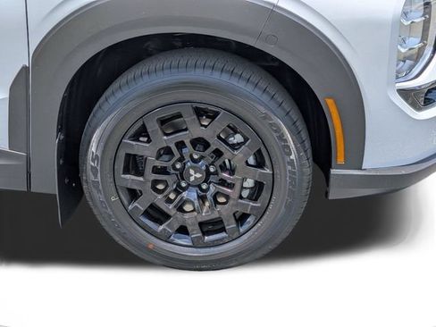 New 2026 Mitsubishi Outlander AWD image 9