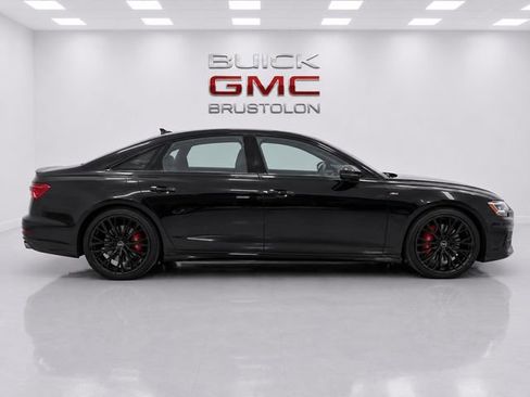 Used 2025 Audi S8 AWD/4WD image 3