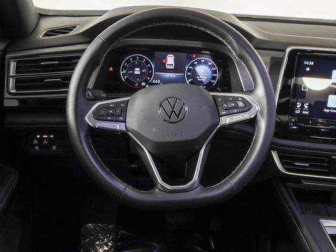 Used 2025 Volkswagen Atlas Cross Sport SE AWD/4WD image 25
