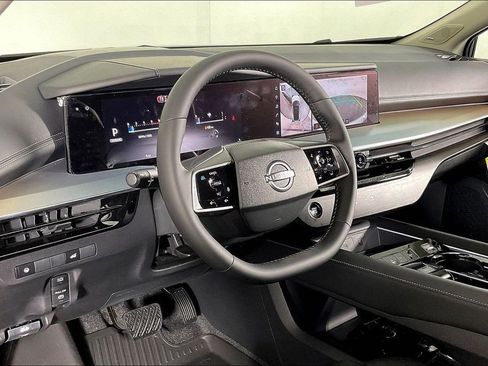 New 2026 Nissan Murano SL image 8