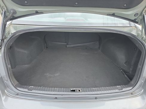 Used 2010 Hyundai Sonata GLS image 25