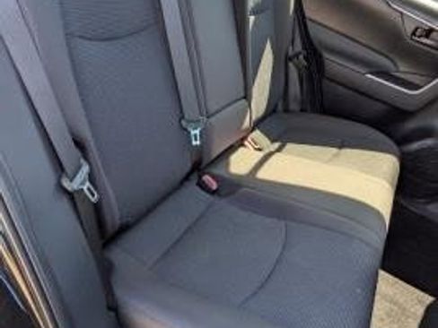 Used 2024 Toyota RAV4 LE AWD/4WD image 16