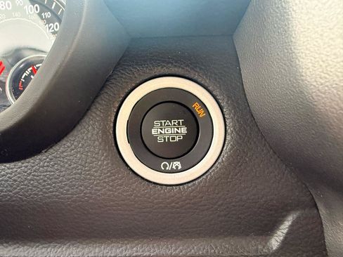 Used 2022 RAM 1500 Big Horn AWD/4WD image 19