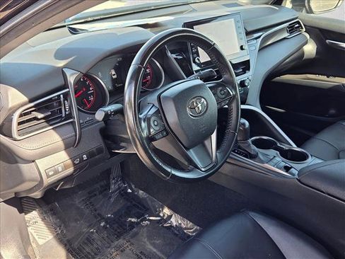 Used 2023 Toyota Camry XSE image 10