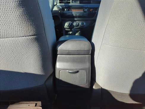 Used 2014 Toyota Corolla L image 22