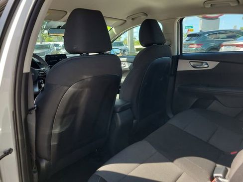 Certified 2023 Kia Forte LXS FWD image 9