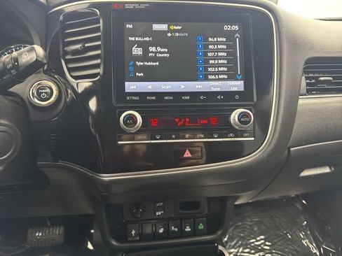Used 2021 Mitsubishi Outlander GT AWD/4WD image 21
