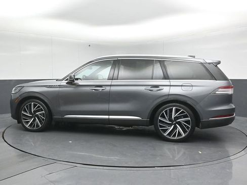 Used 2025 Lincoln Aviator Reserve w/ Equipment Group 201A image 5