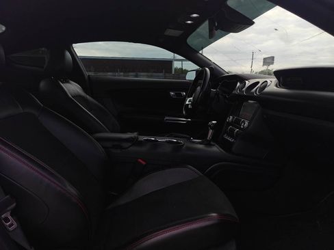 Used 2019 Ford Mustang GT Premium w/ Equipment Group 401A RWD image 18