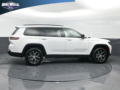 Used 2025 Jeep Grand Cherokee L Limited w/ Trailer Tow Package image 8