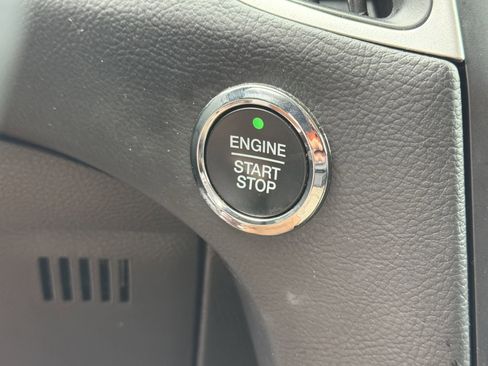 Certified 2024 Ford Edge SEL image 5